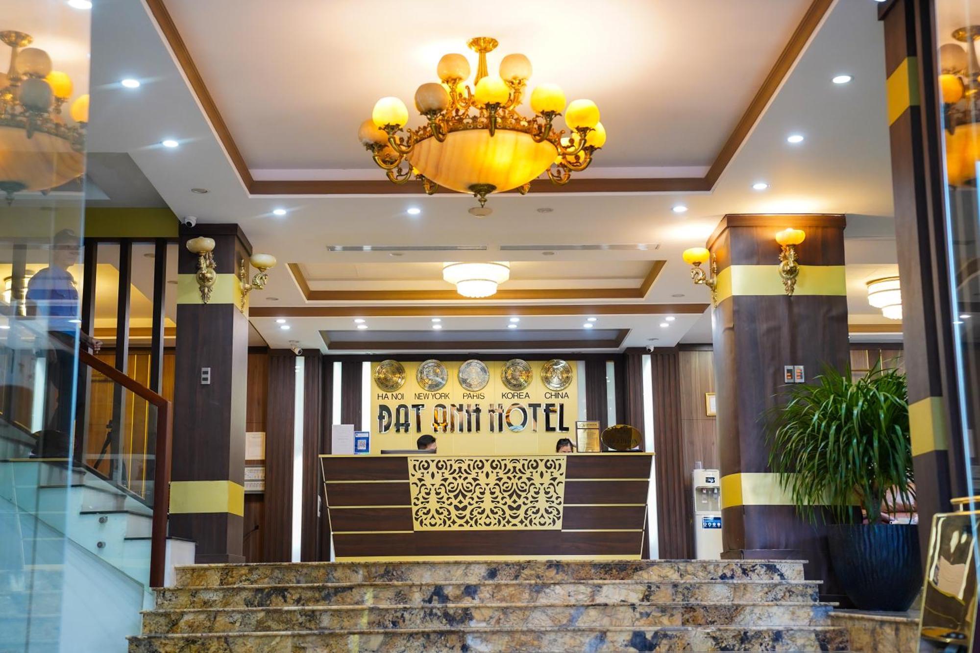 Dat Anh Hotel Hue Buitenkant foto