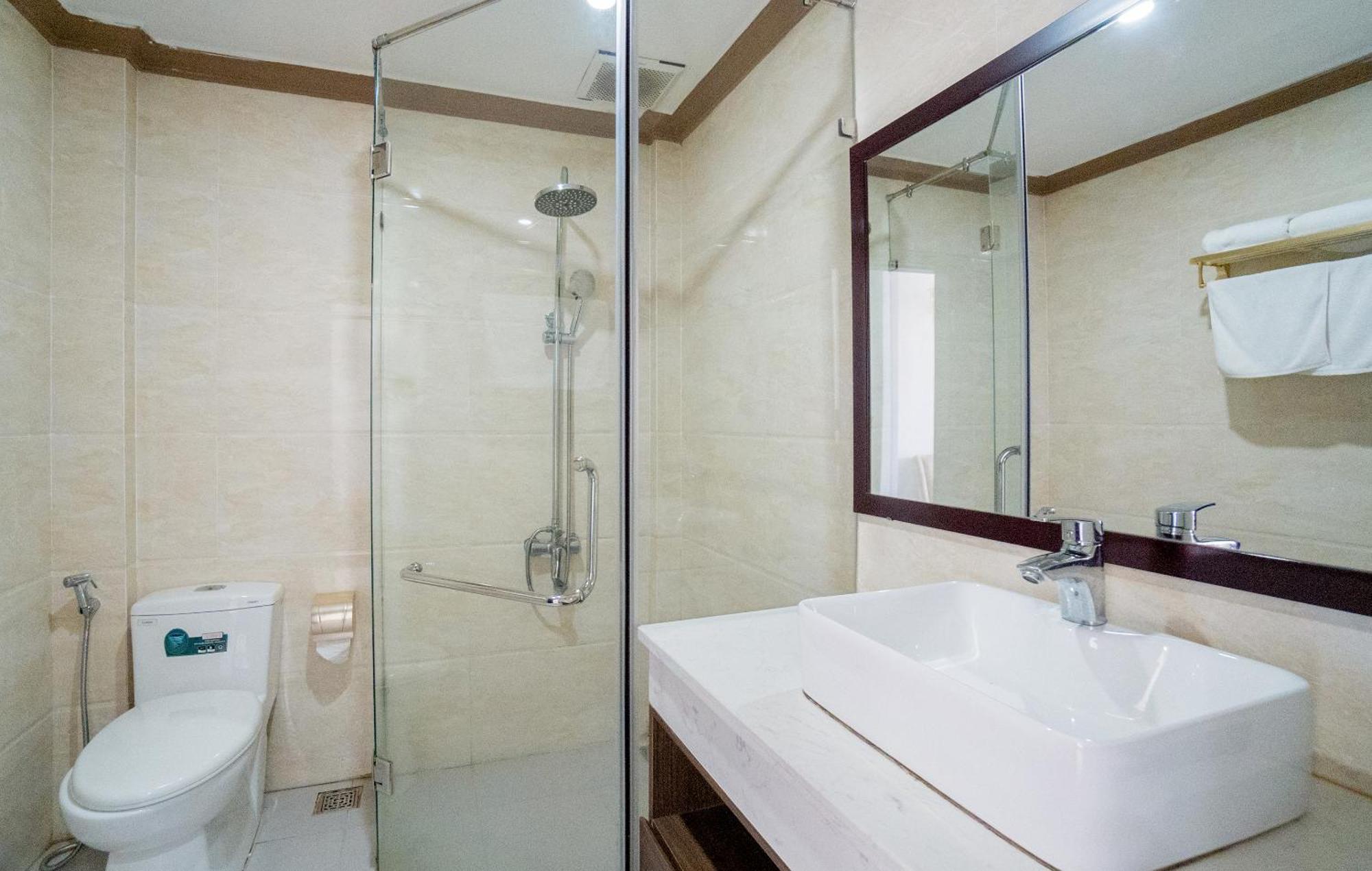 Dat Anh Hotel Hue Buitenkant foto