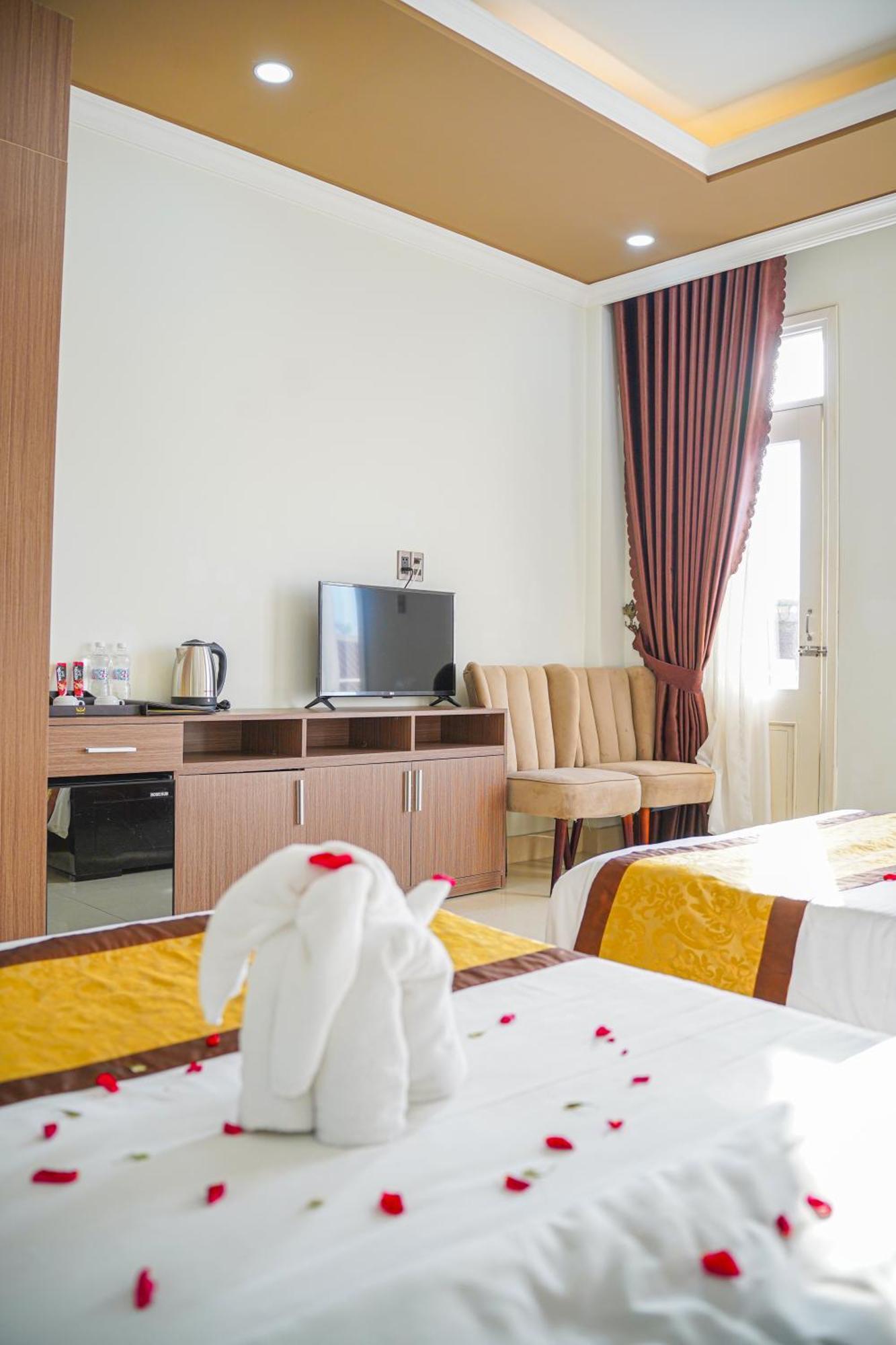 Dat Anh Hotel Hue Buitenkant foto